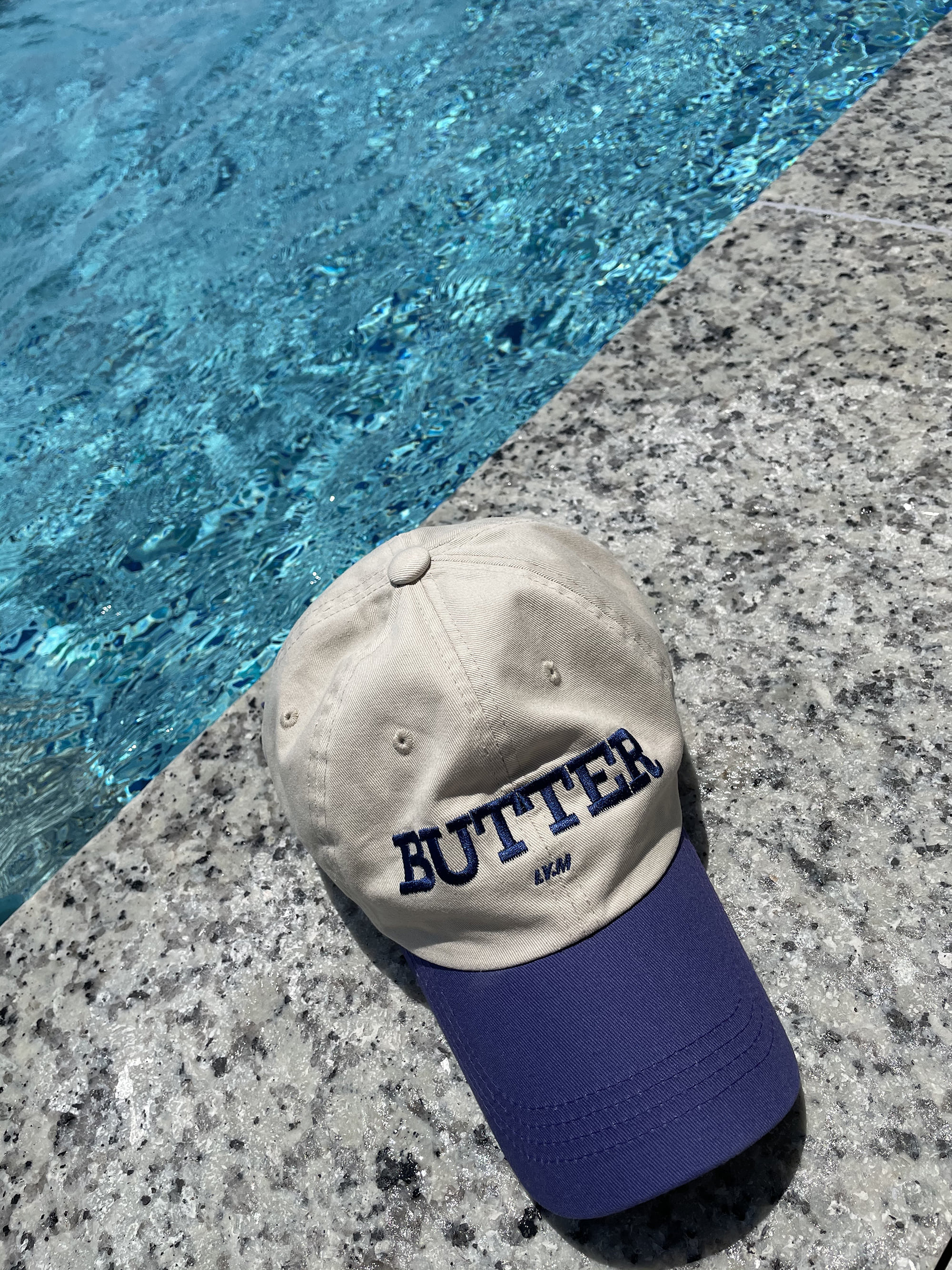 30%--butter cap(beige &amp; blue)